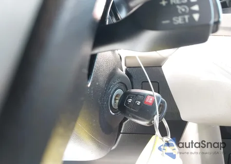 2015 Toyota Rav4 Le из США, поврежденный, VIN 2T3BFREVXFW304957